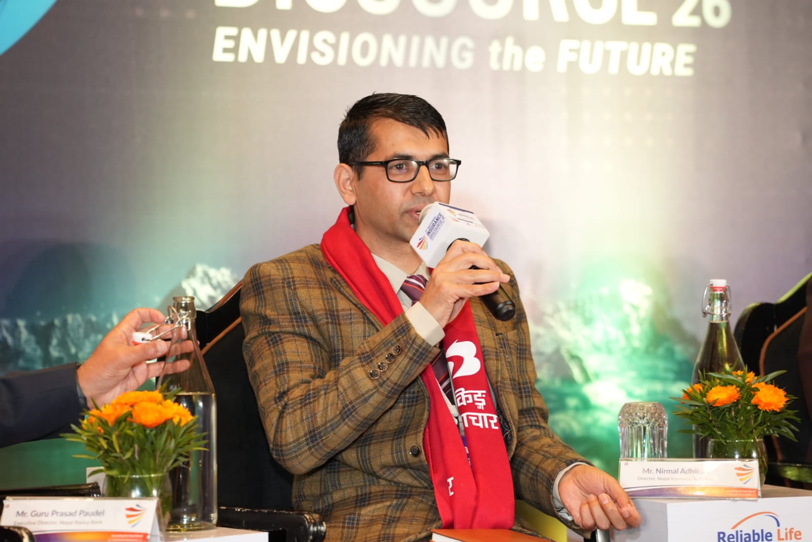 बैंकासुरेन्स खुलाउन कानुनी बाधा छैनः निर्देशक अधिकारी